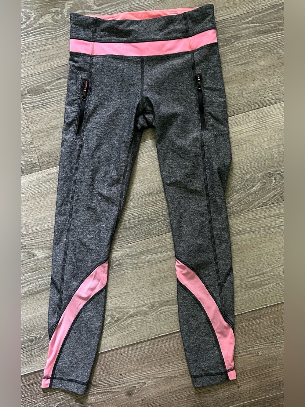 lululemon athletica Charcoal Gray with Pink Trim Active Capris